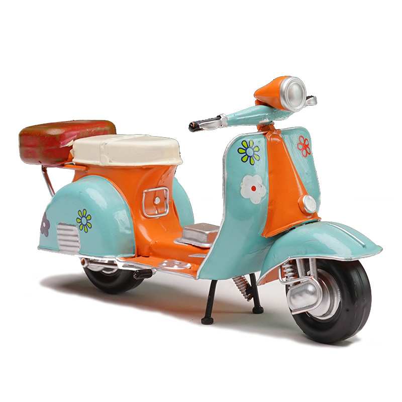 Modellino scooter d'epoca Modellino scooter d'epoca