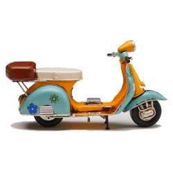 Modellino scooter d'epoca Modellino scooter d'epoca
